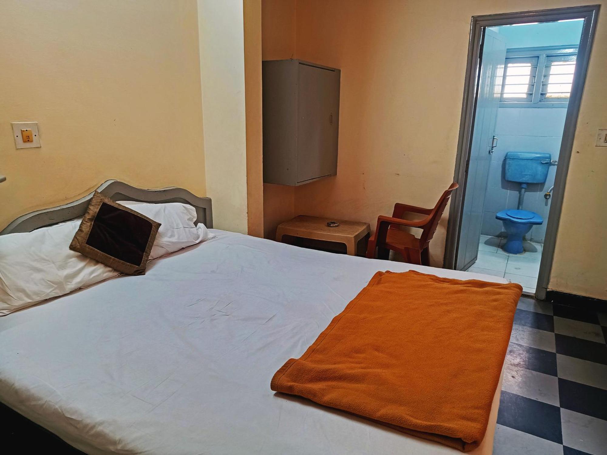 Thirumala Paradise Hotel