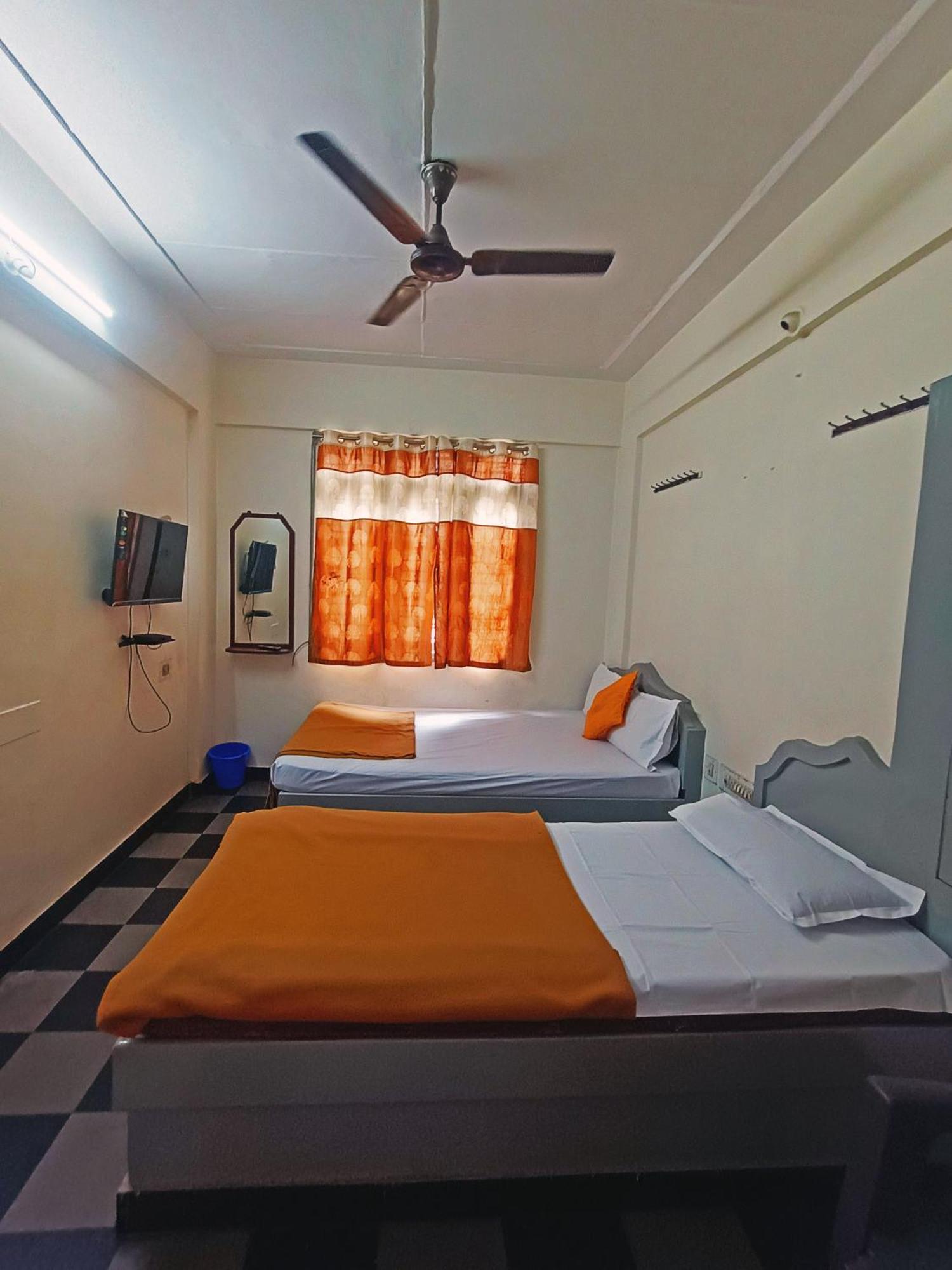 Hotel Thirumala Paradise